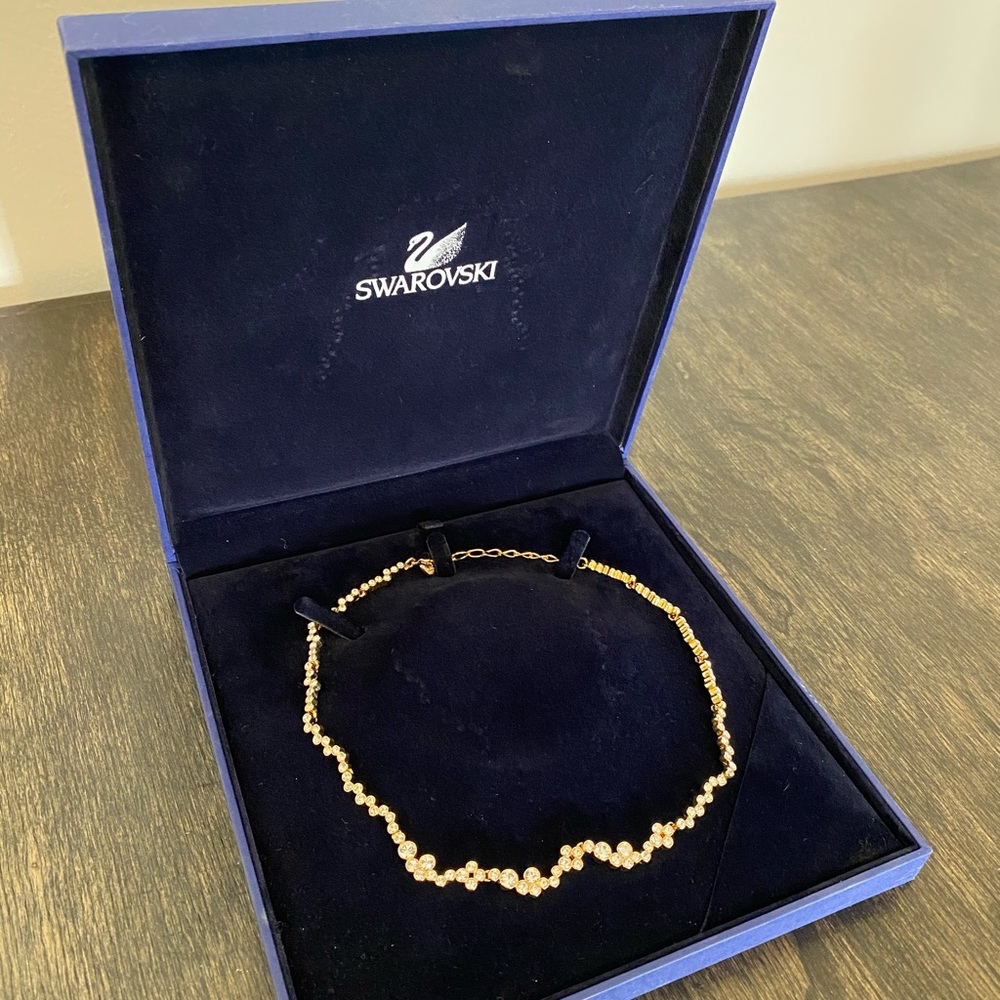 Swarovski Necklace 🌟
